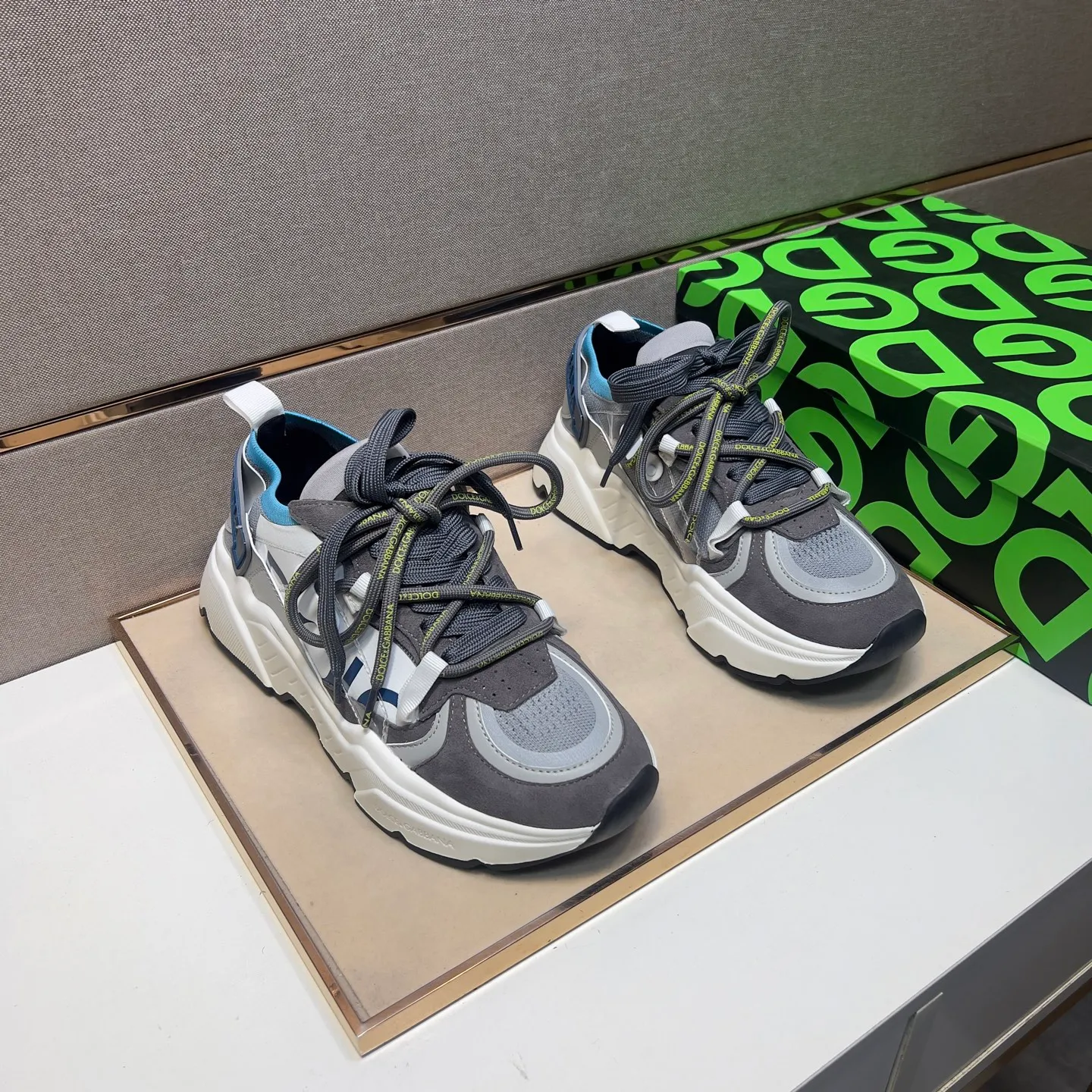 Men's men's shoes 💰pp480【DG～】couple casual shoes 2025z cabinet sales simultaneously 🔶Size: 35-44#️⃣ 🔷1 color🔜The upper is made of multi-material splicing➕Mesh lining, comfortable and breathable, sole: original comfortable and wear-resistant outsole, ⚠️real thing📱photographed🎬real thing is better📢📢📢